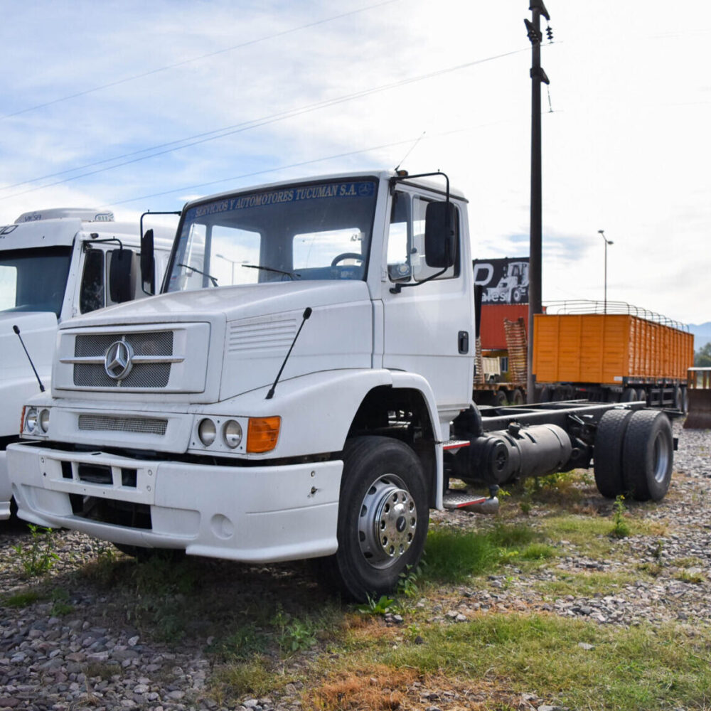 CAMIÓN MERCEDES BENZ L 1218 R